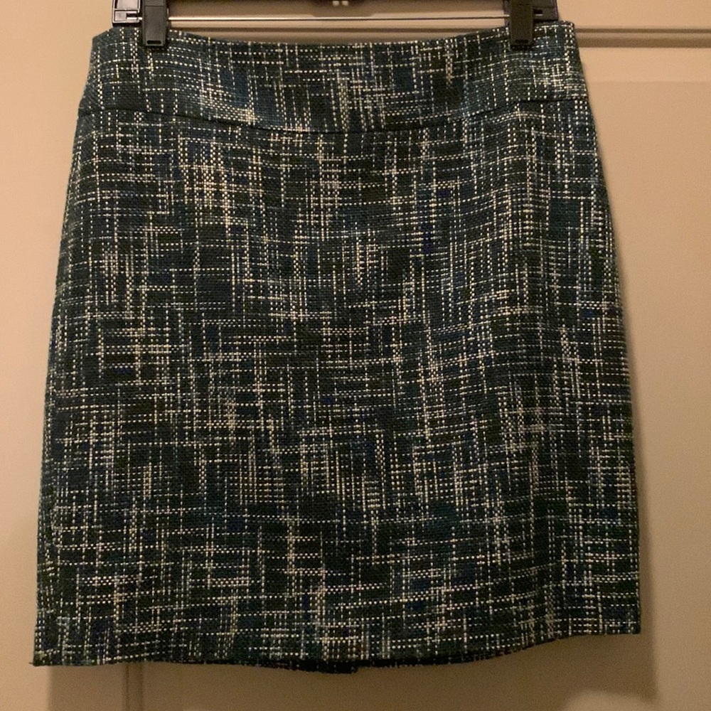 Size 6 Blue and White Tweed Skirt from The Limited